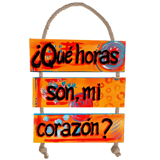 ¿QUÉ HORAS SON MI CORAZÓN? - COLGANTE