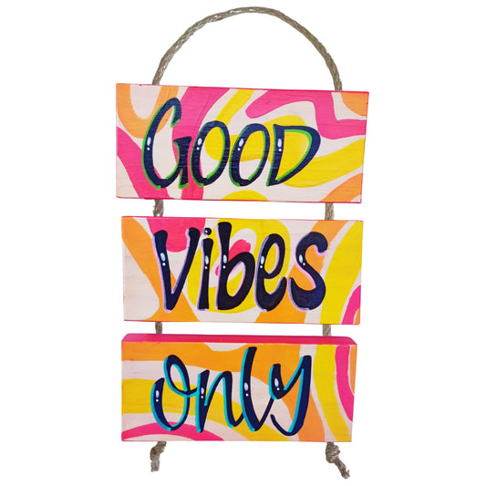 GOOD VIBES ONLY - COLGANTE