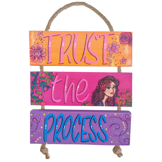 TRUST THE PROCESS - COLGANTE